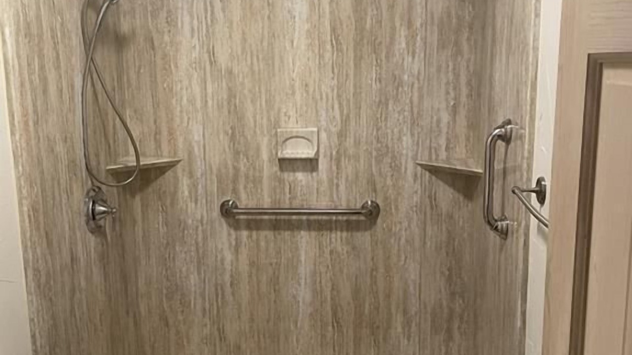 Photo of Bathroom in North Litchfield Beach