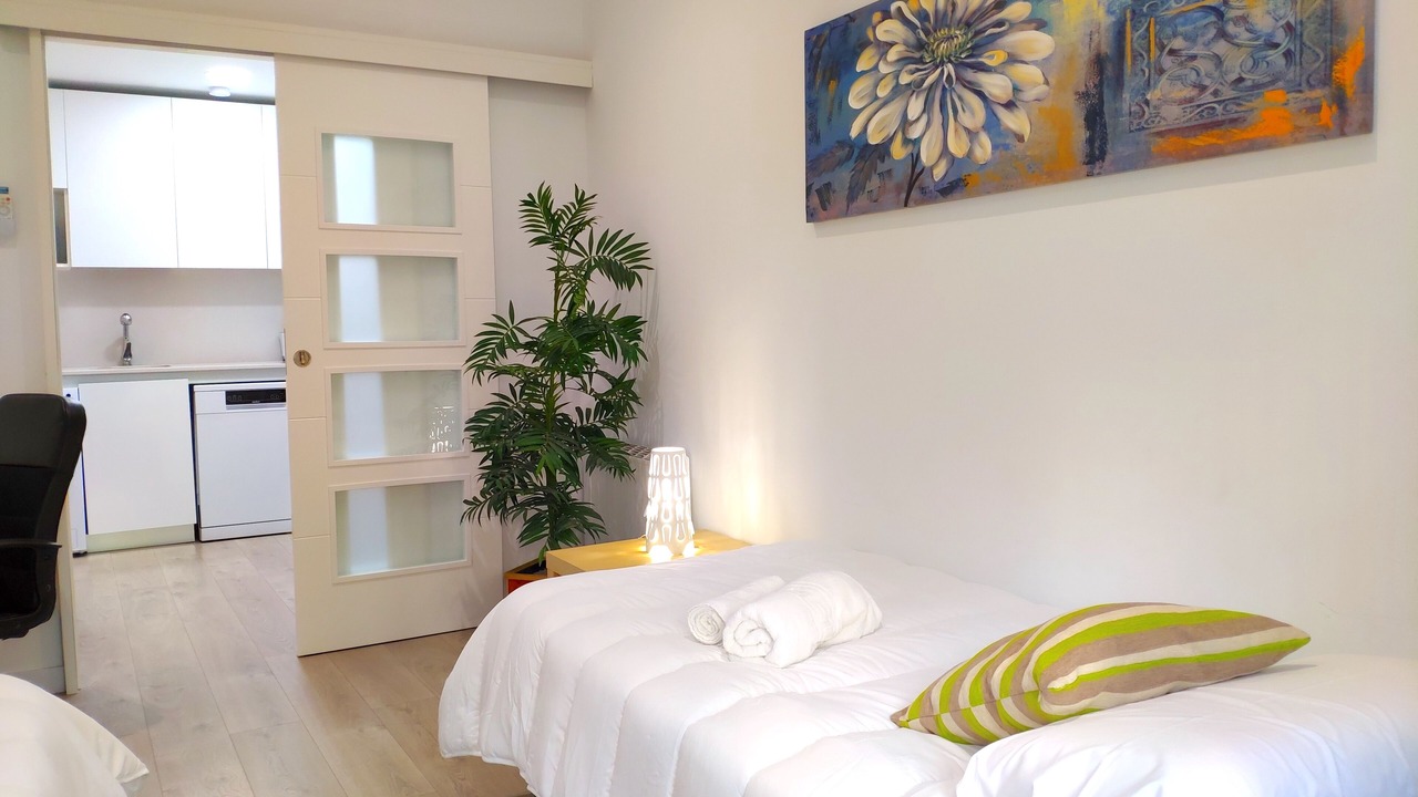 Photo of Bedroom in Golden Triangle of Art