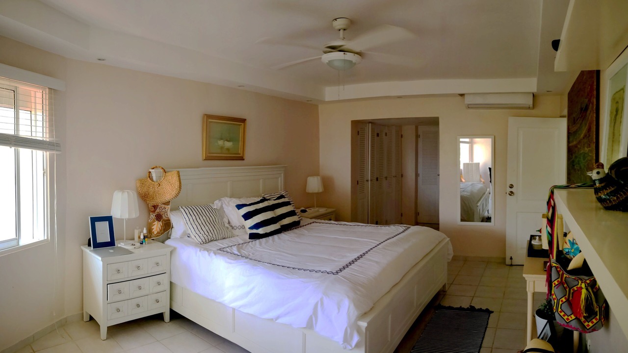 Photo of Bedroom in Villas Del Mar