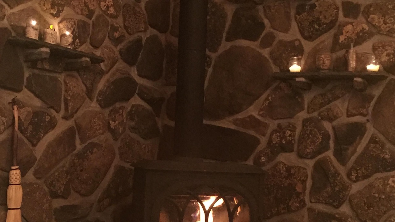 Photo of Livingroom in Town of Delaware