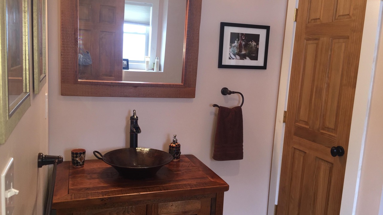 Photo of Bathroom in Town of Delaware