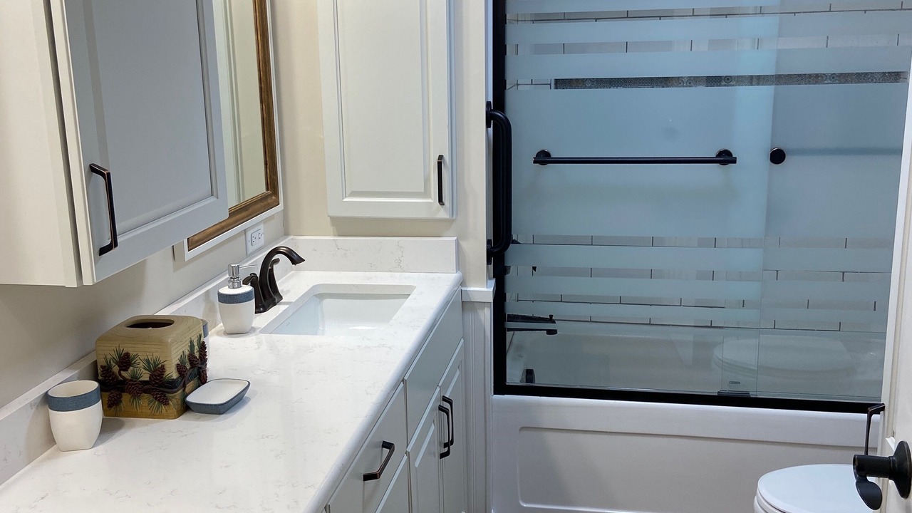 Photo of Bathroom in Grant