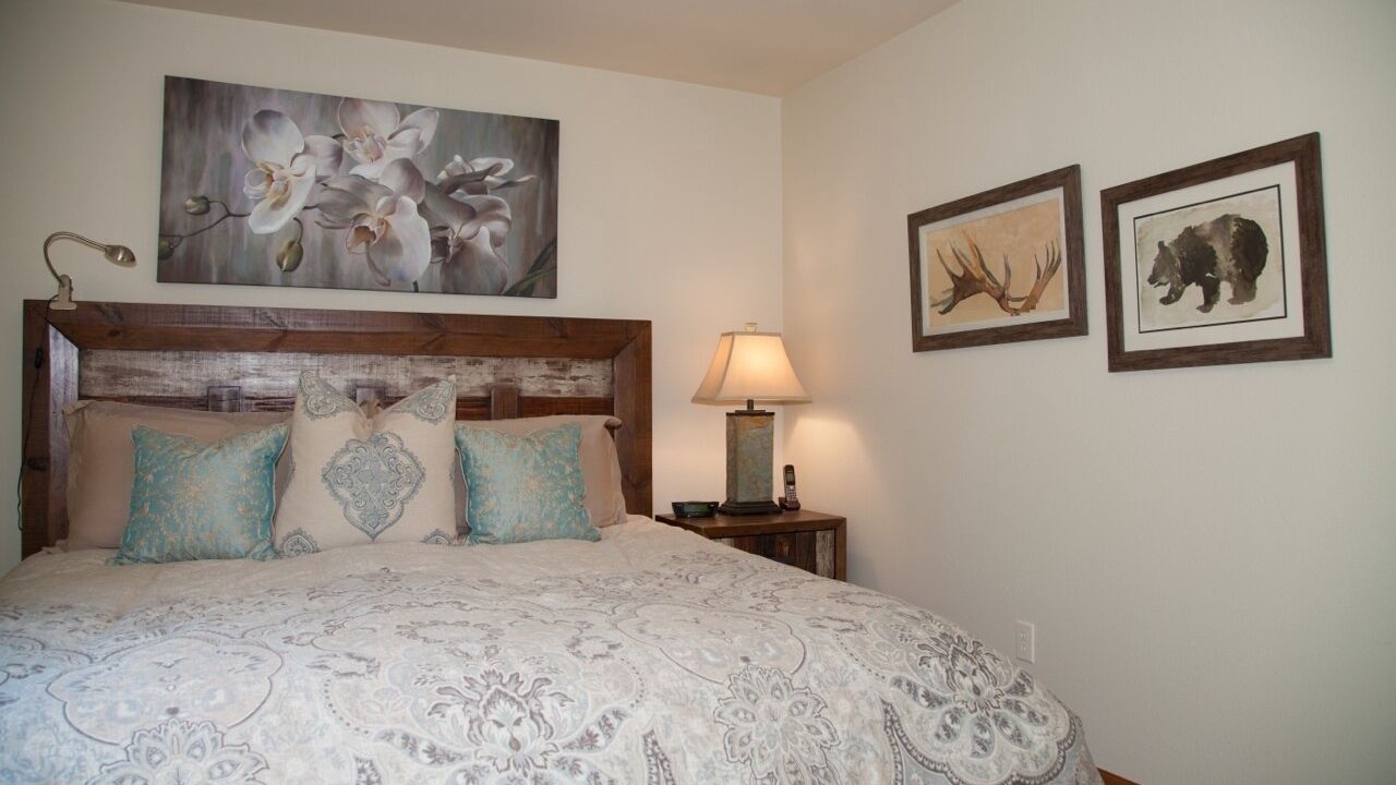 Photo of Bedroom in Snowmass Village