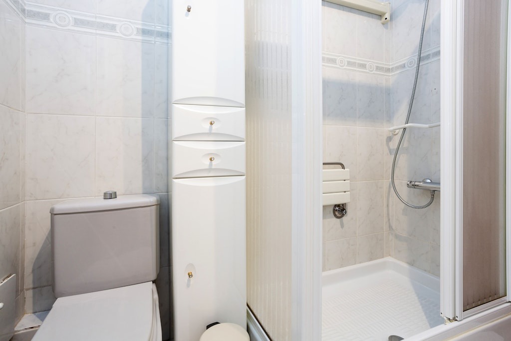 Photo of Bathroom in Embajadores