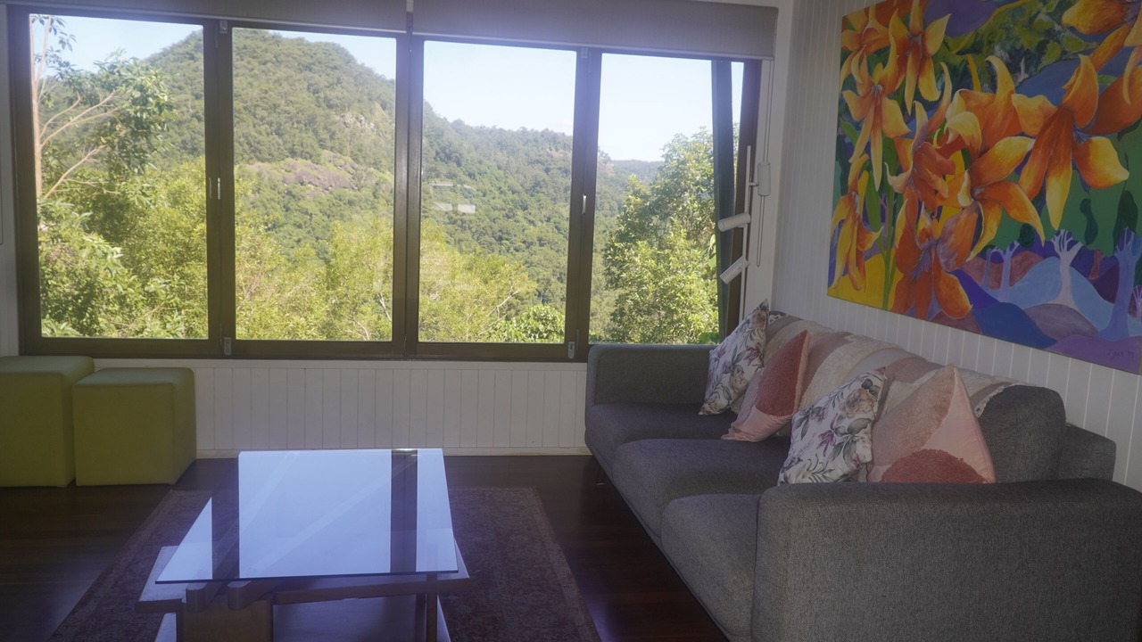 Photo of Livingroom in Mapleton