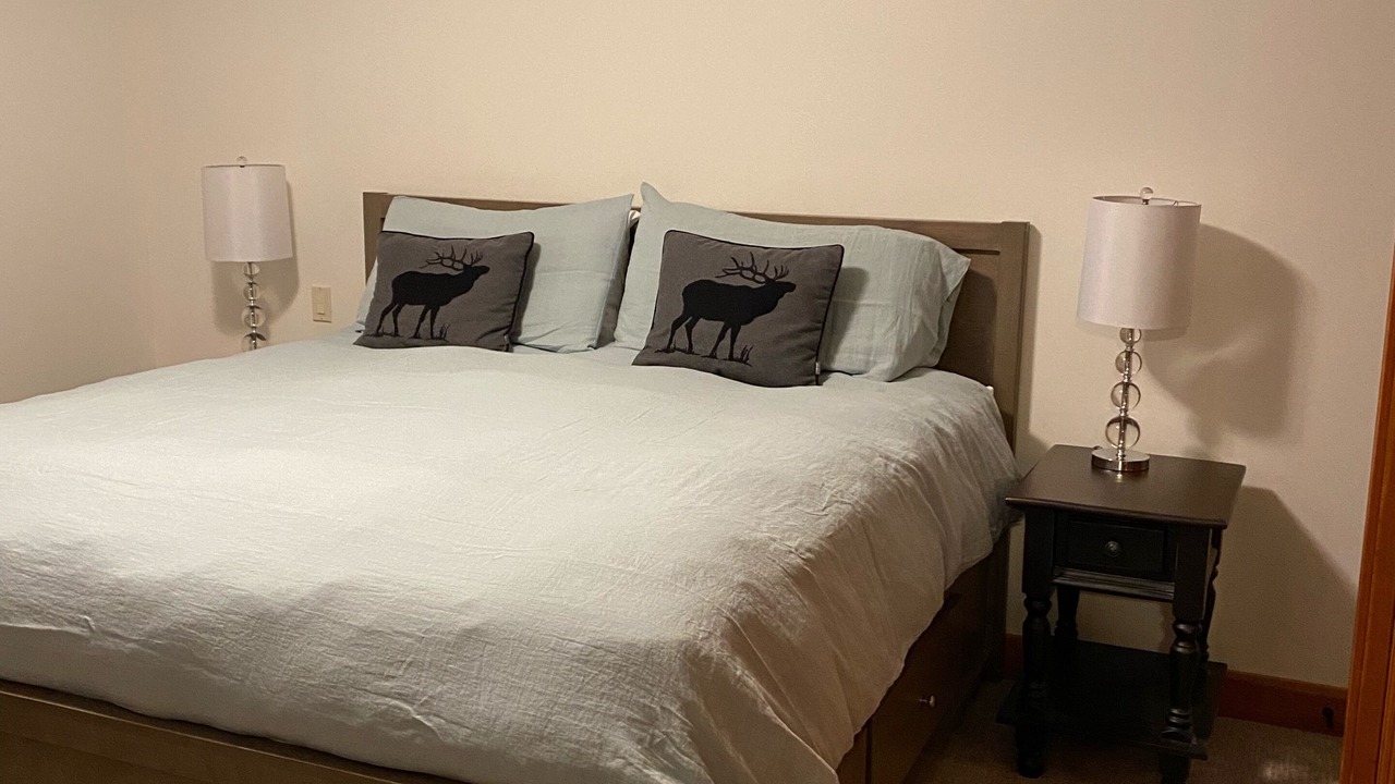Photo of Bedroom in Big White Ski Resort