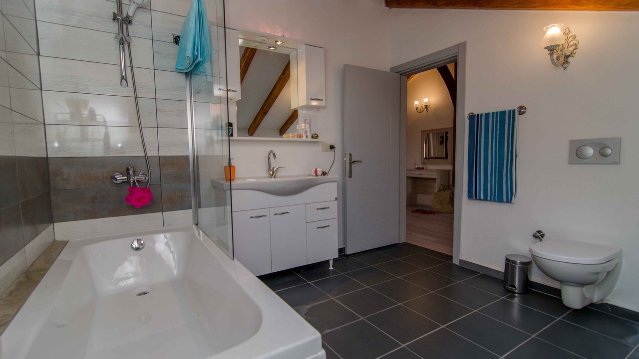 Photo of Bathroom in Hisaronu