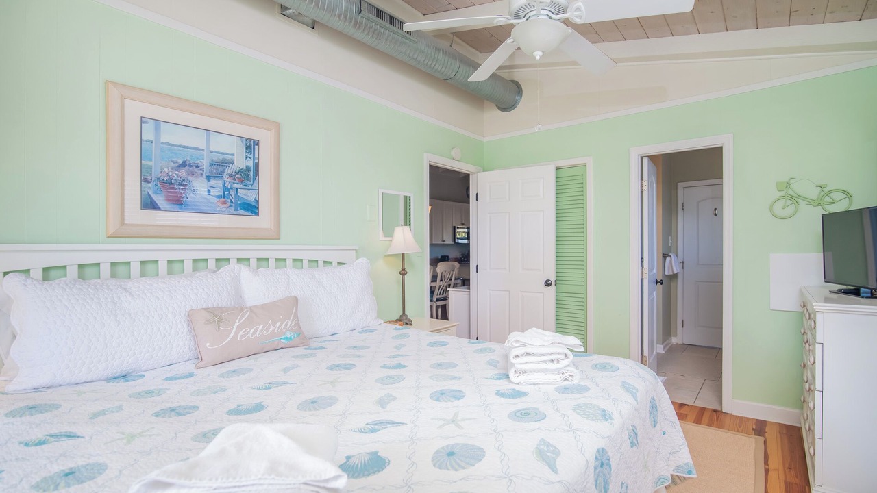 Photo of Bedroom in Pawleys Island