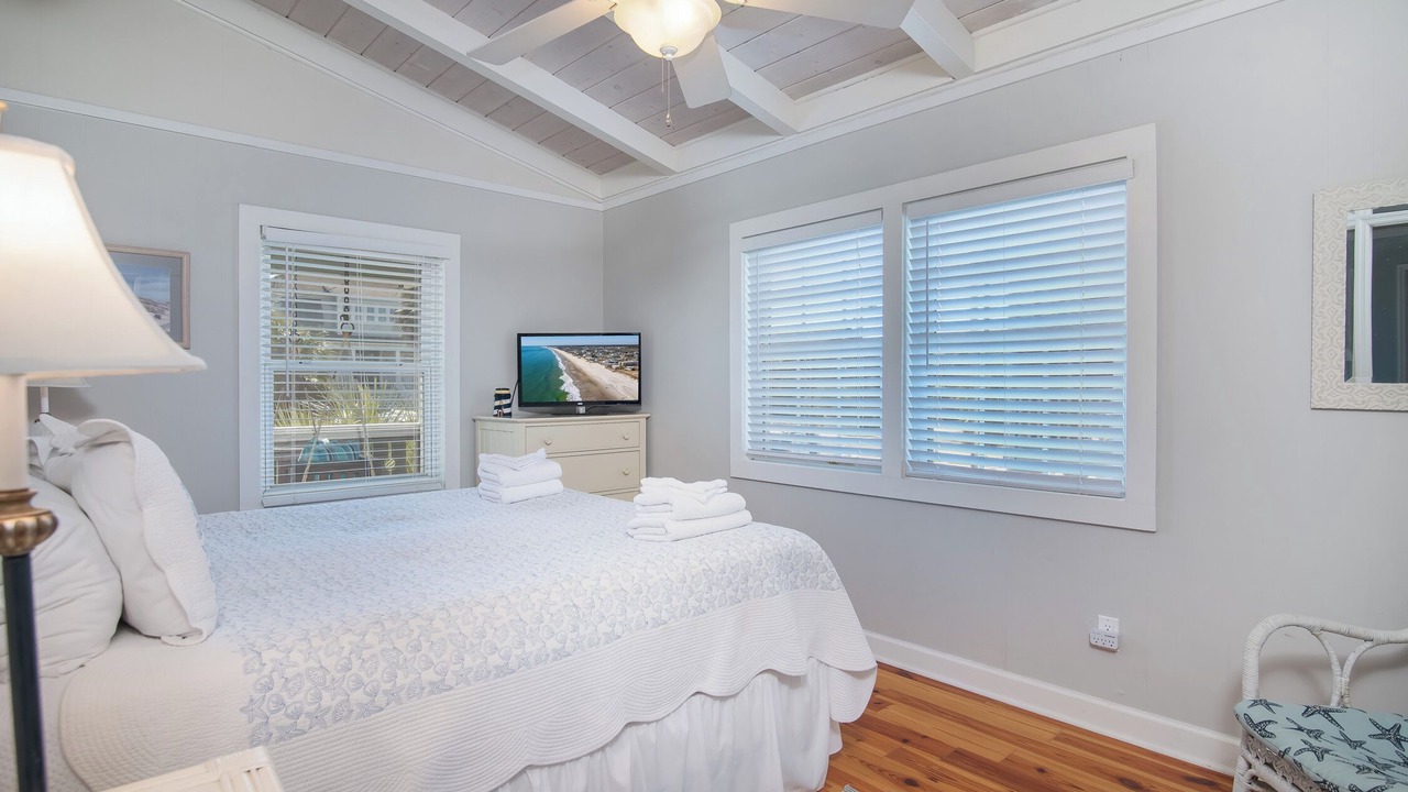 Photo of Bedroom in Pawleys Island
