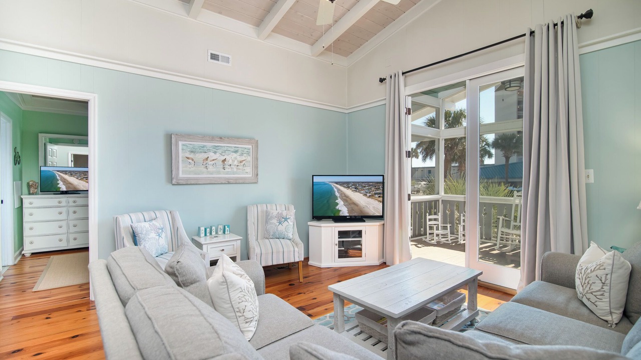 Photo of Livingroom in Pawleys Island
