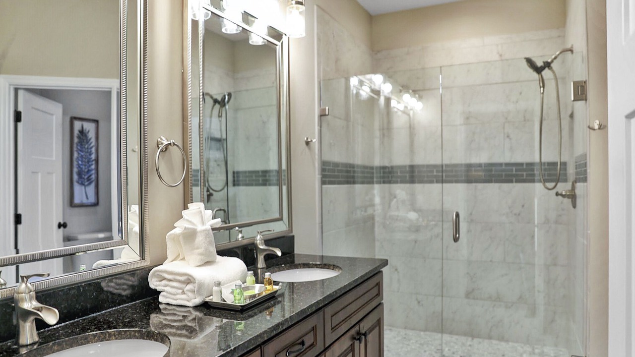 Photo of Bathroom in Chalet Village North