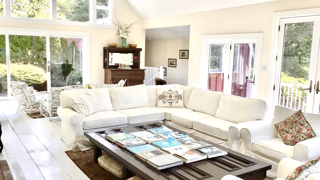 Photo of Livingroom in Springs