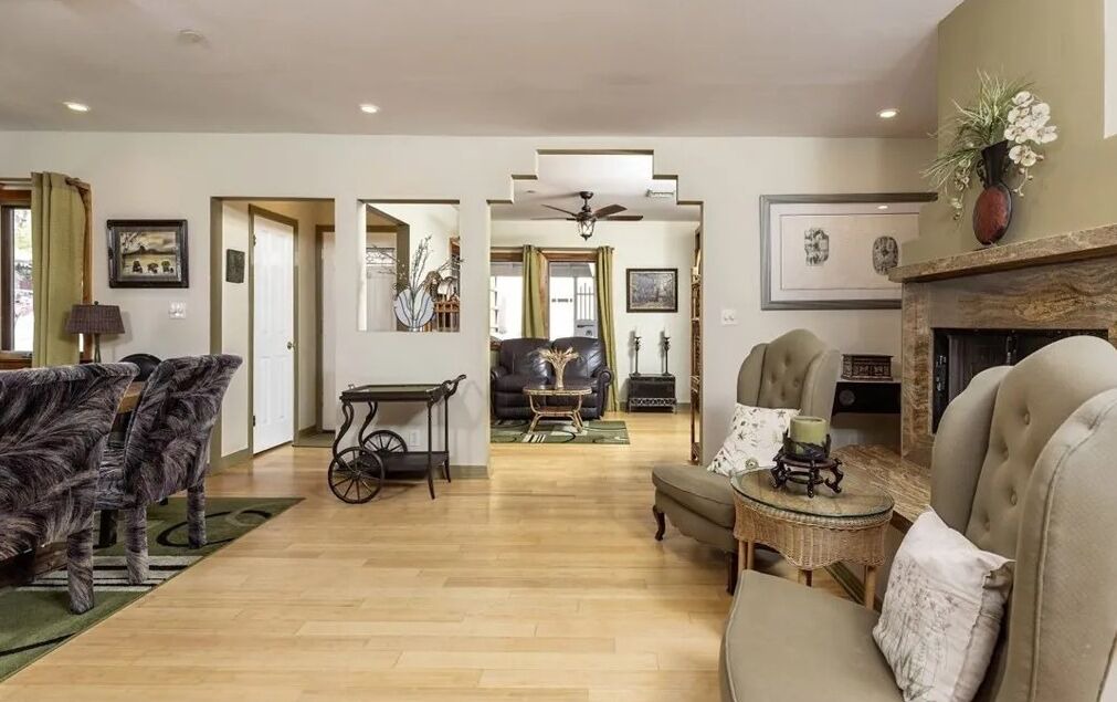 Photo of Bedroom in Burbank