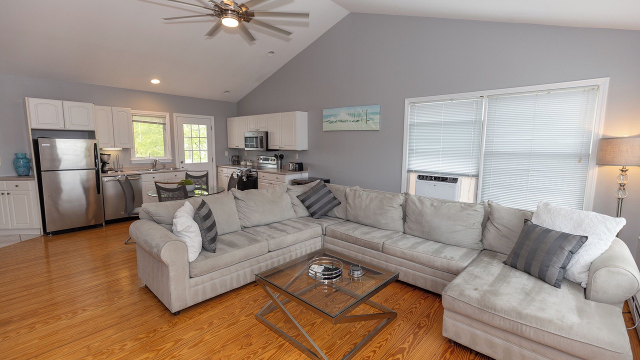 Photo of Livingroom in Clinton