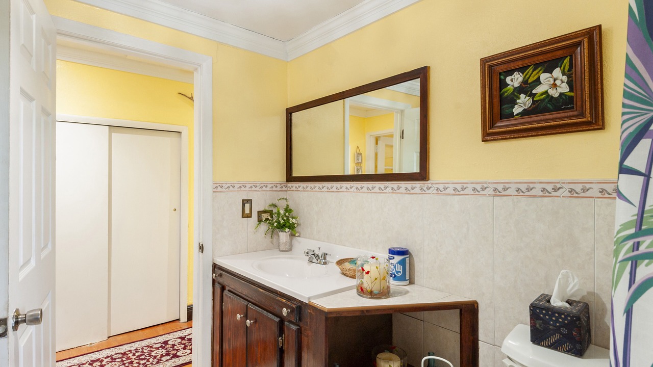 Photo of Bathroom in Nassau