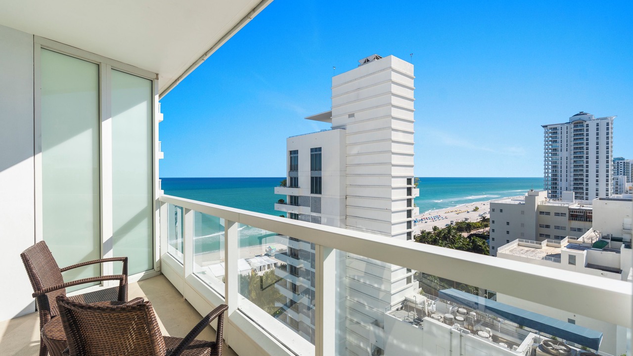 Photo of Outdoor in Mid Beach