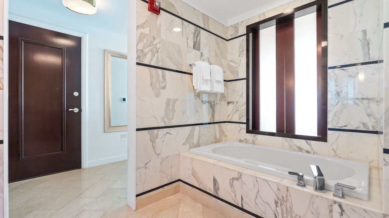 Photo of Bathroom in Mid Beach