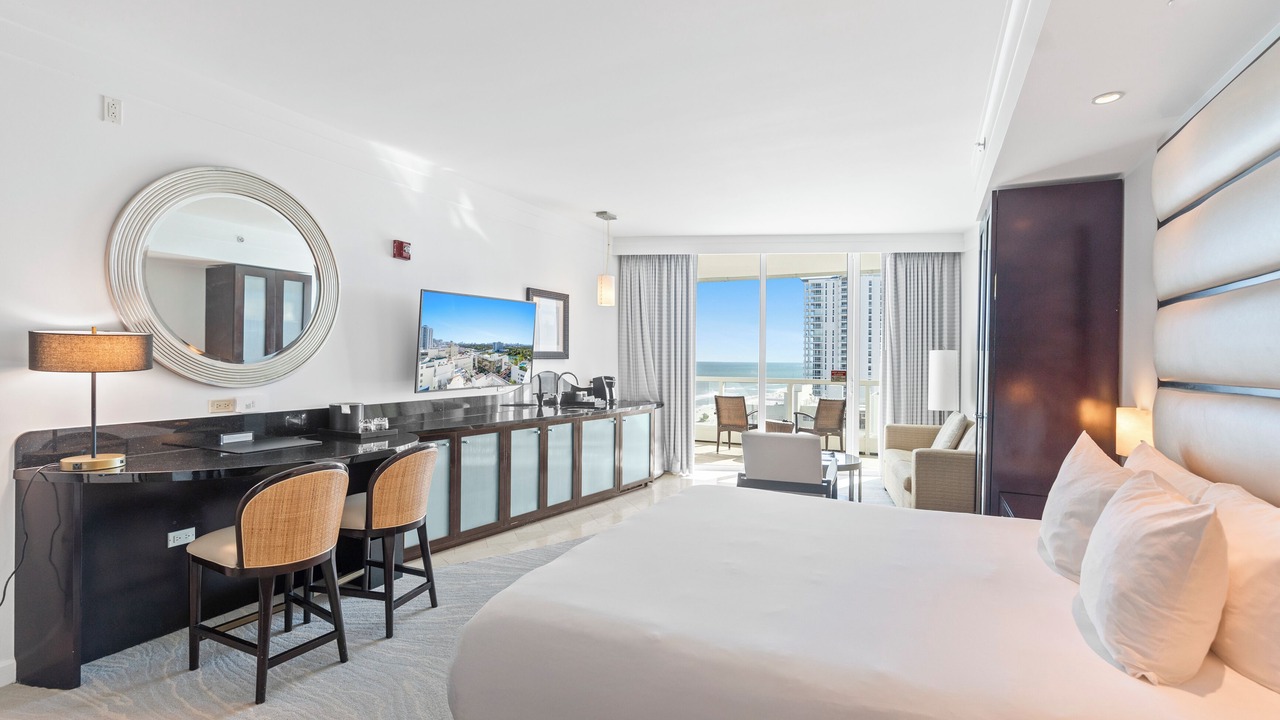 Photo of Bedroom in Mid Beach