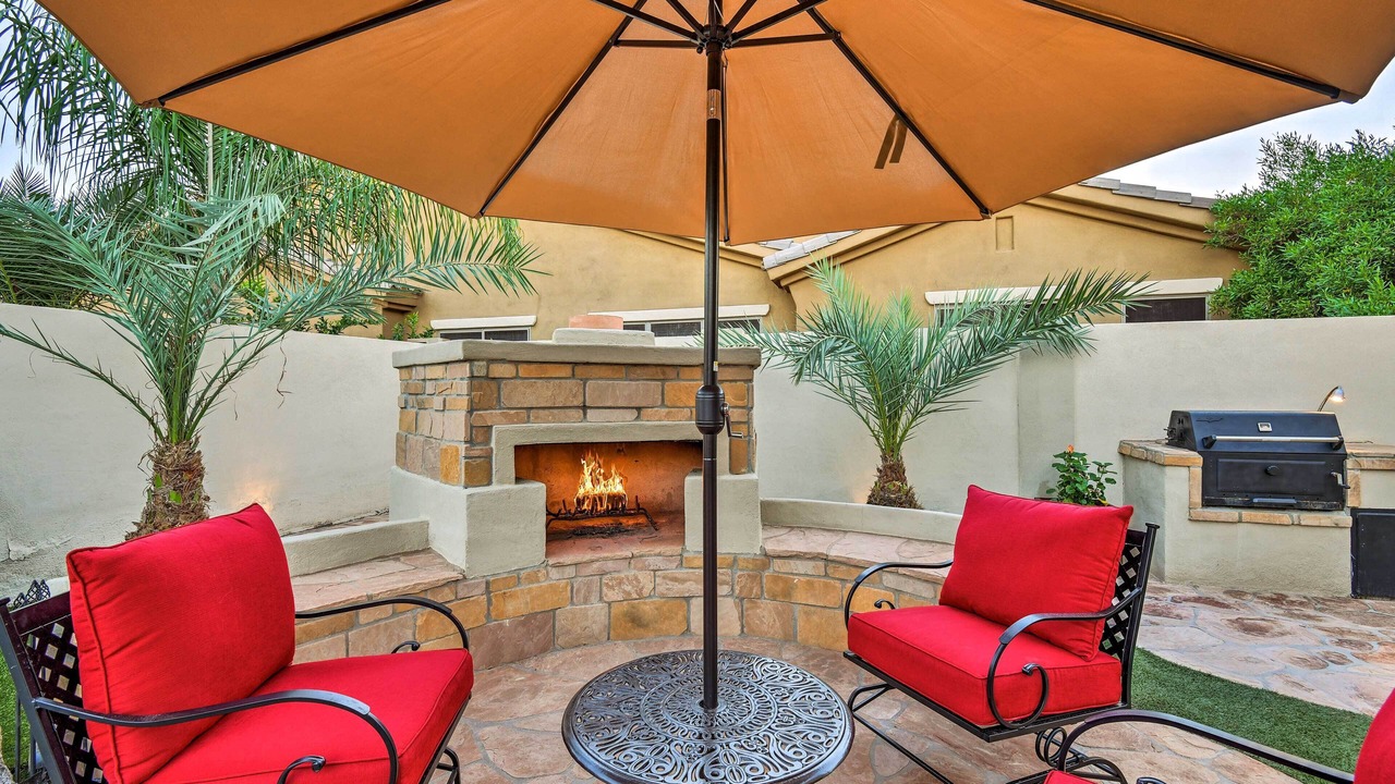 Photo of Livingroom in Power Ranch