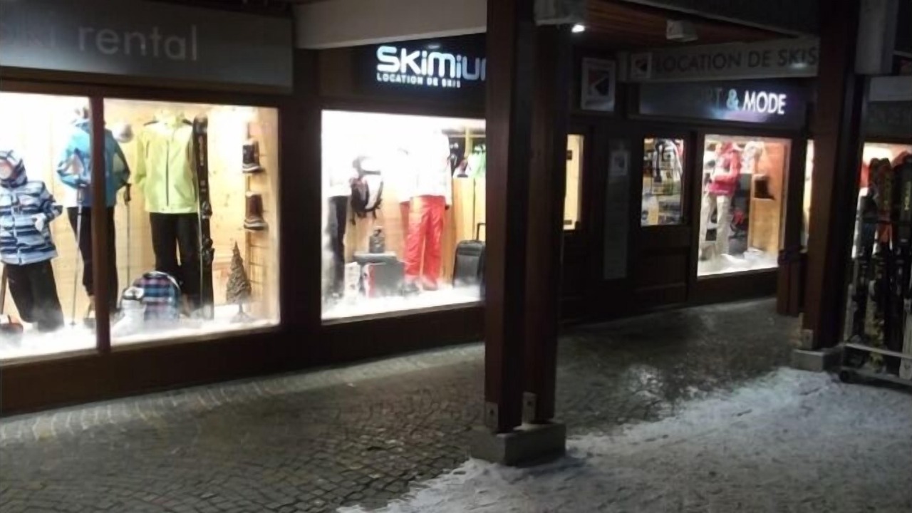 Photo of Outdoor in Arc-1800