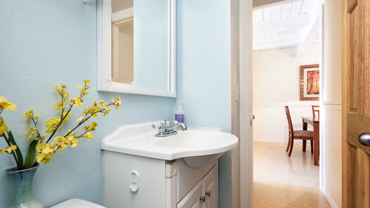 Photo of Bedroom in Basalt