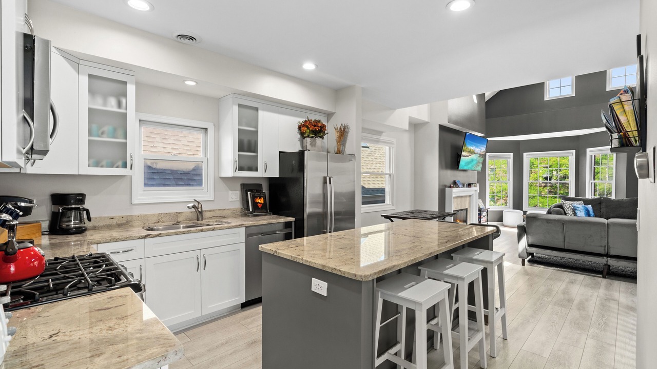 Photo of Kitchen in Lakeview