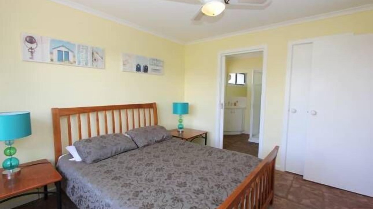 Photo of Bedroom in Surf Beach