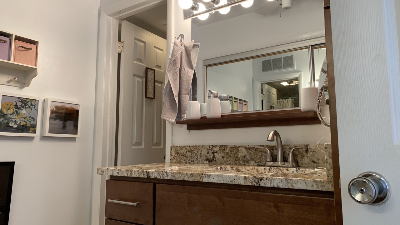 Photo of Bathroom in Bell Channel Bay