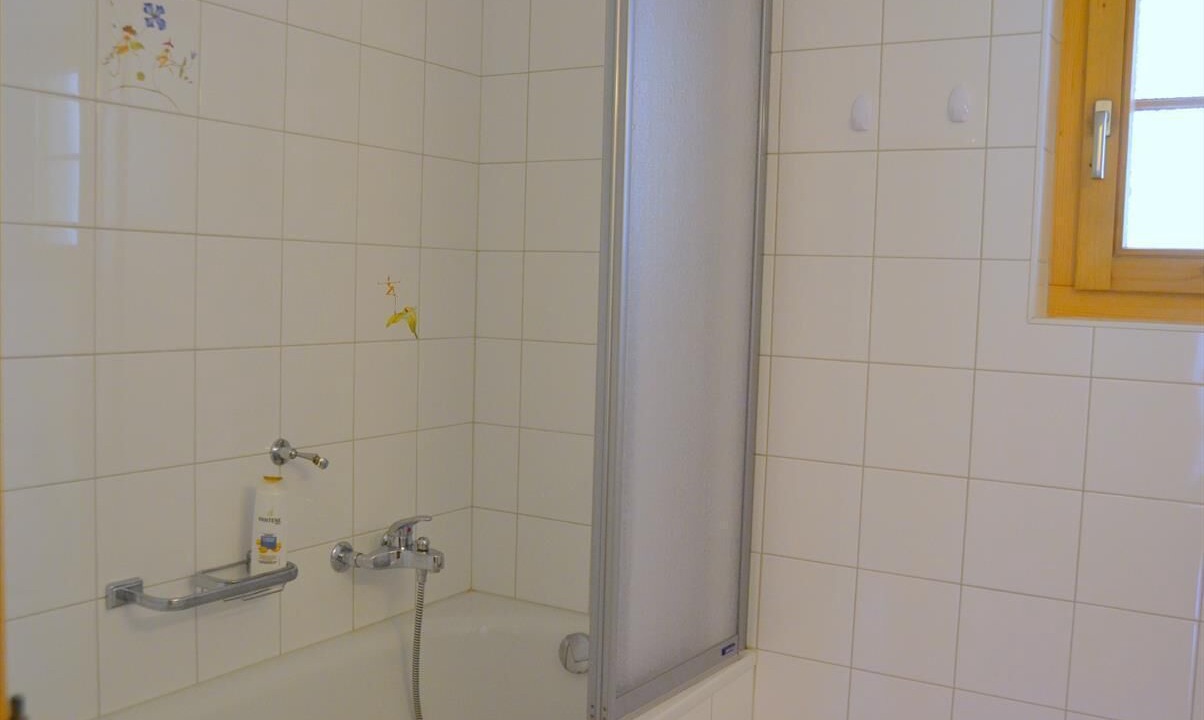 Photo of Bathroom in Saint-Luc