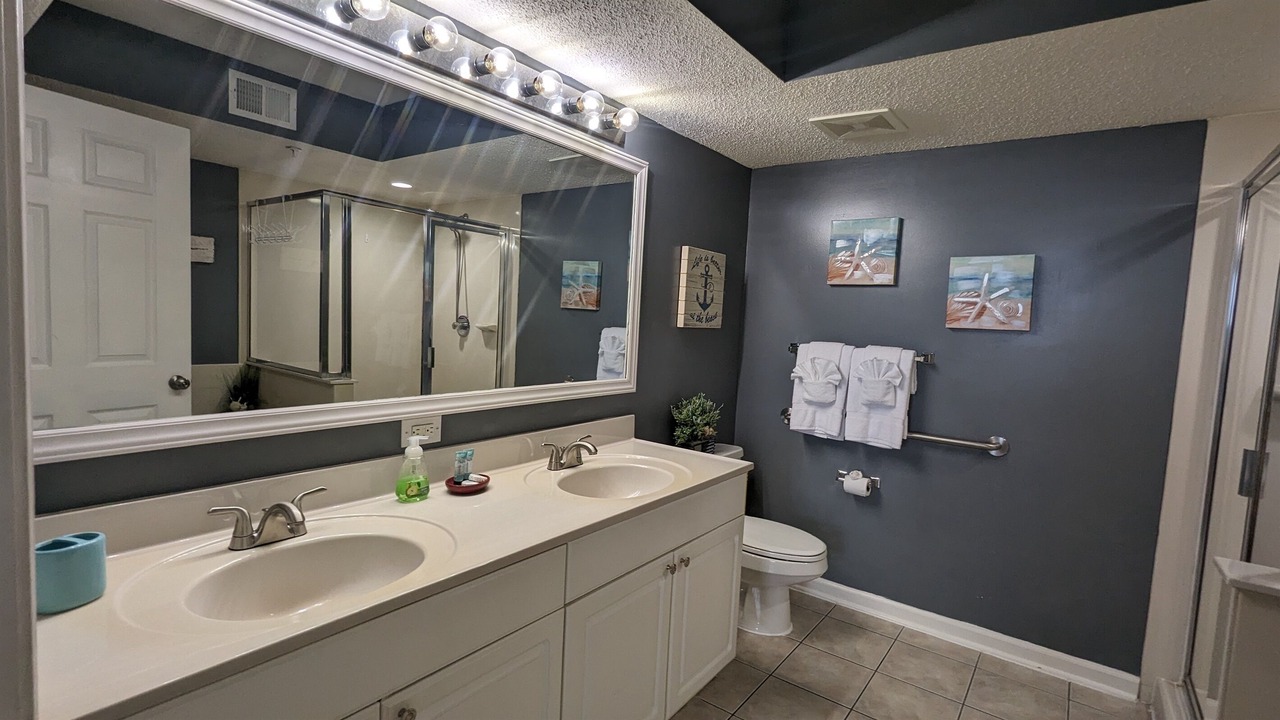 Photo of Bathroom in Windy Hill