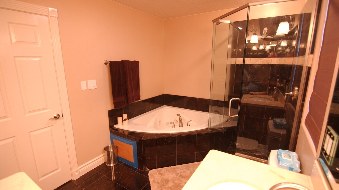 Photo of Bathroom in Parowan