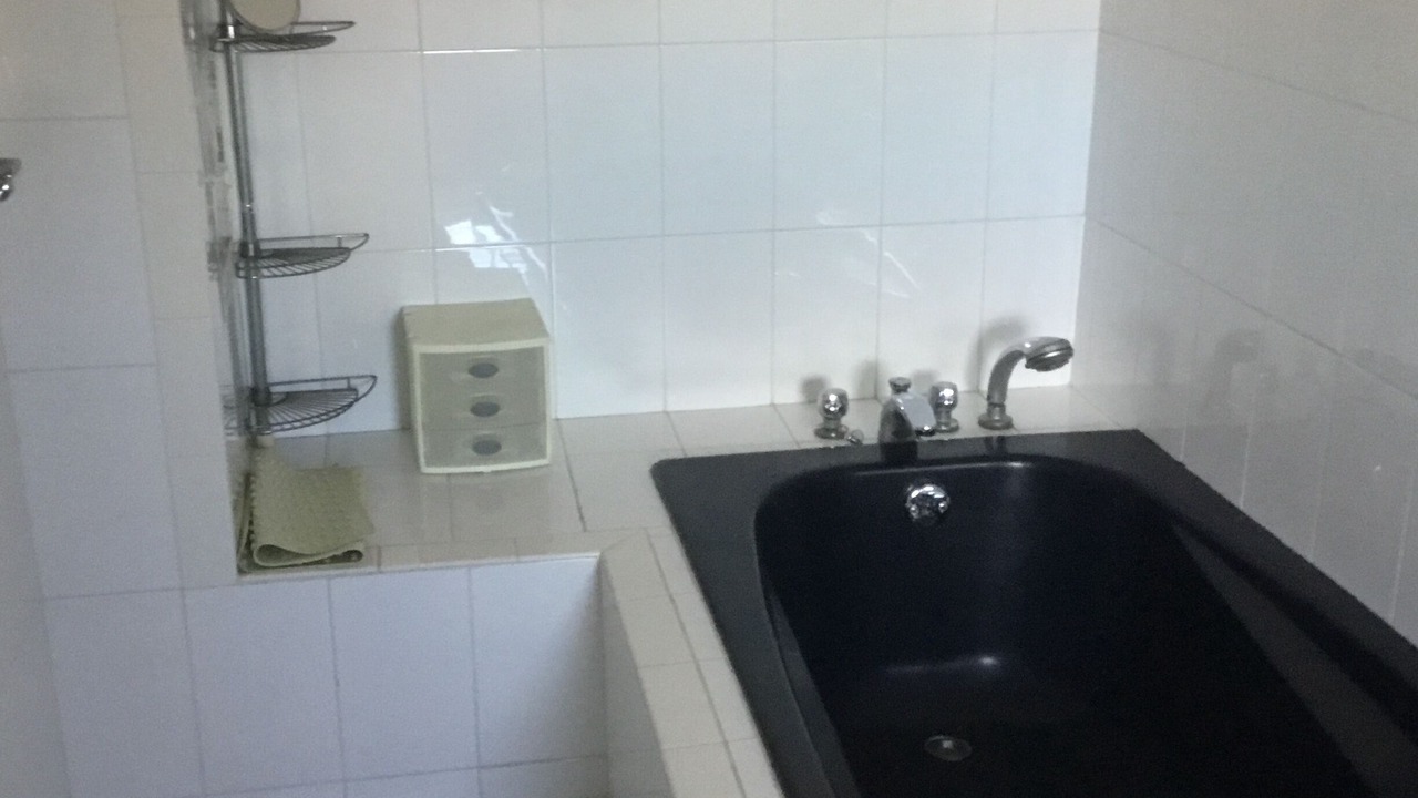 Photo of Bathroom in Downtown Nassau