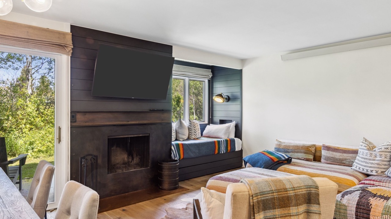 Photo of Livingroom in Moose Wilson Road