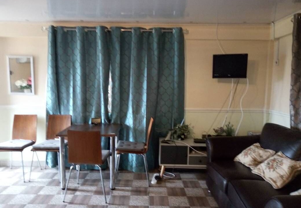 Photo of Livingroom in Freetown