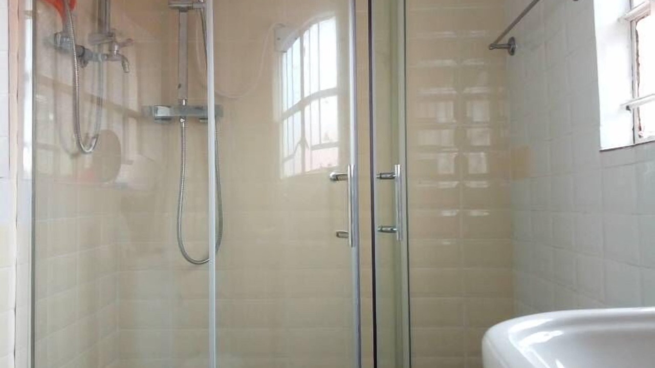 Photo of Bathroom in Freetown