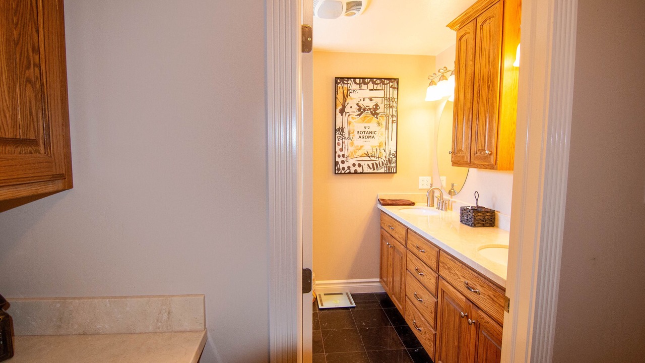 Photo of Bathroom in Parowan