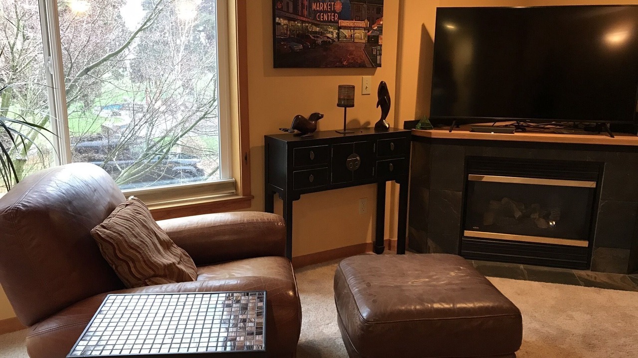 Photo of Bedroom in Alki