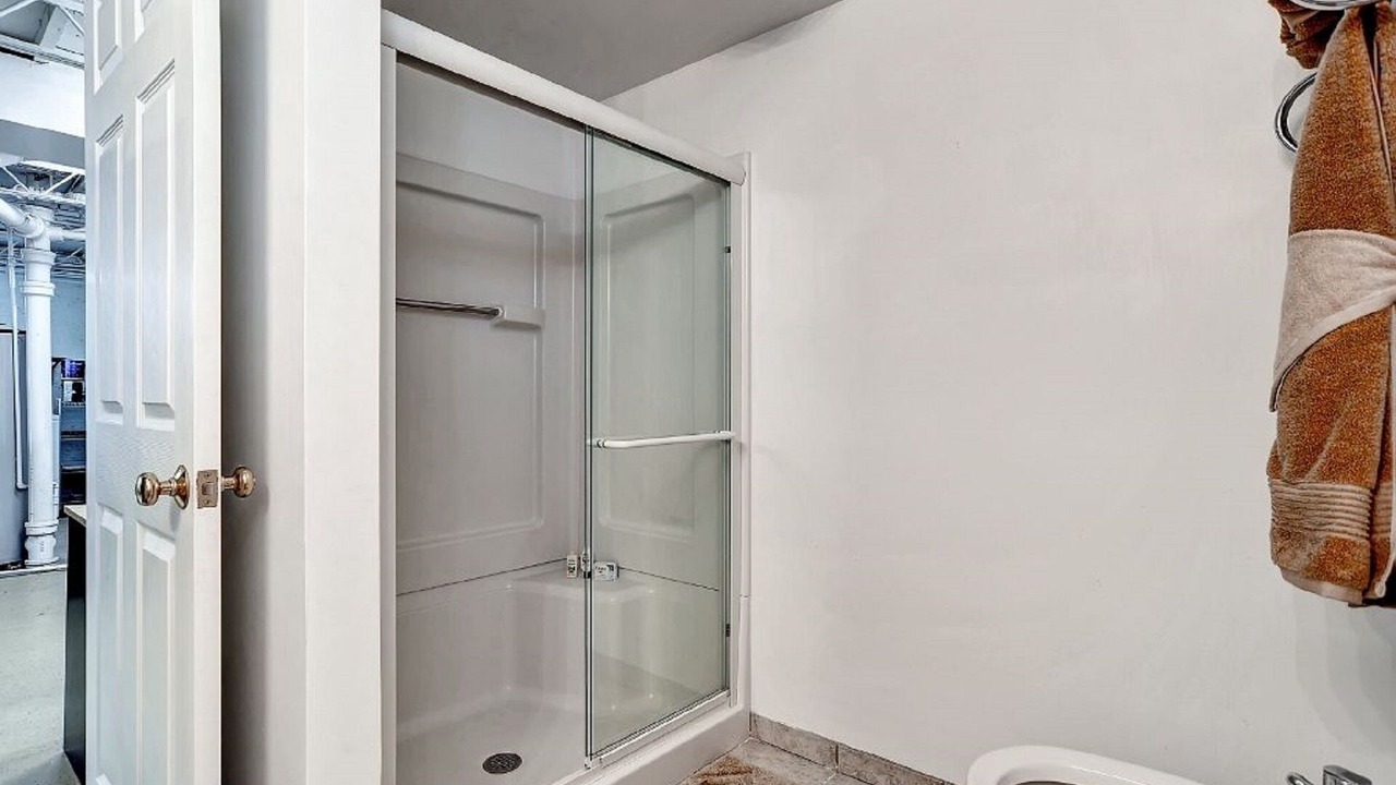 Photo of Bathroom in Champaign