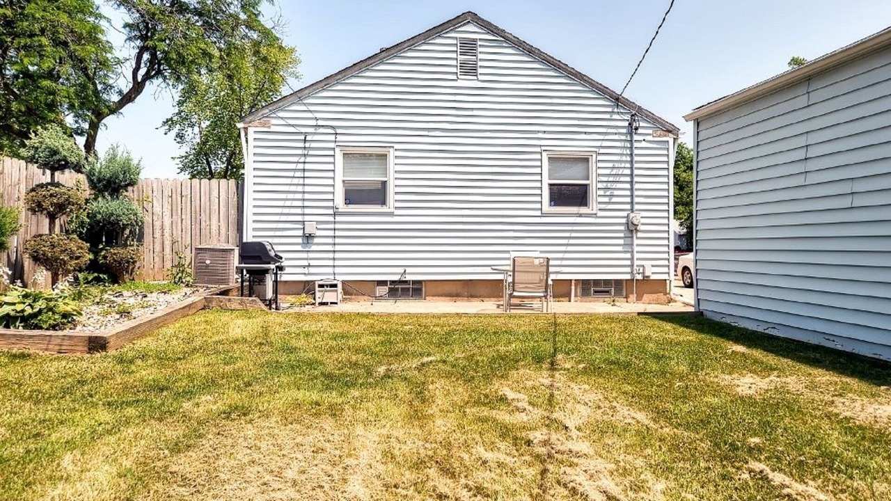 Photo of Outdoor in Champaign
