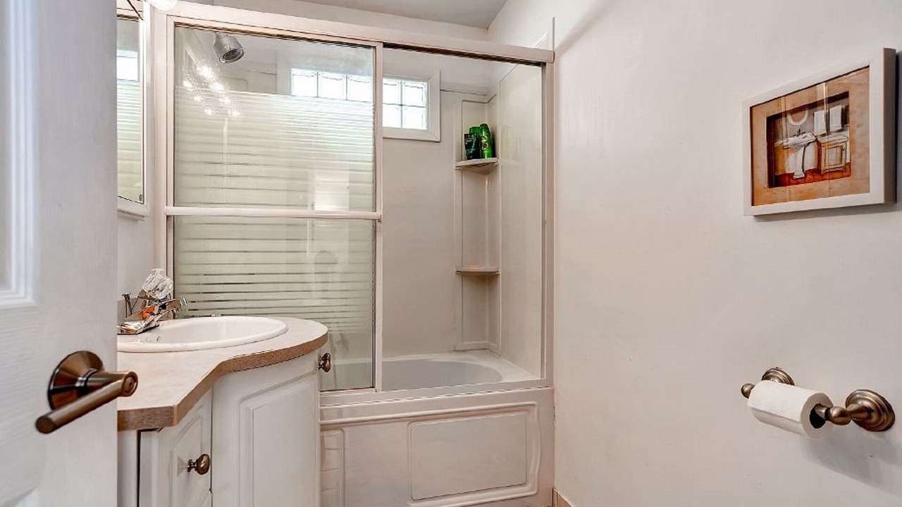 Photo of Bathroom in Champaign
