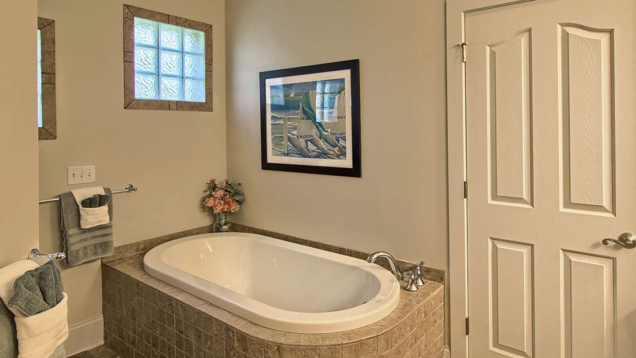 Photo of Bathroom in Frankfort