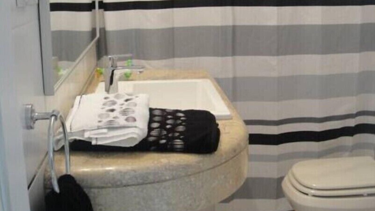 Photo of Bathroom in Peninsula