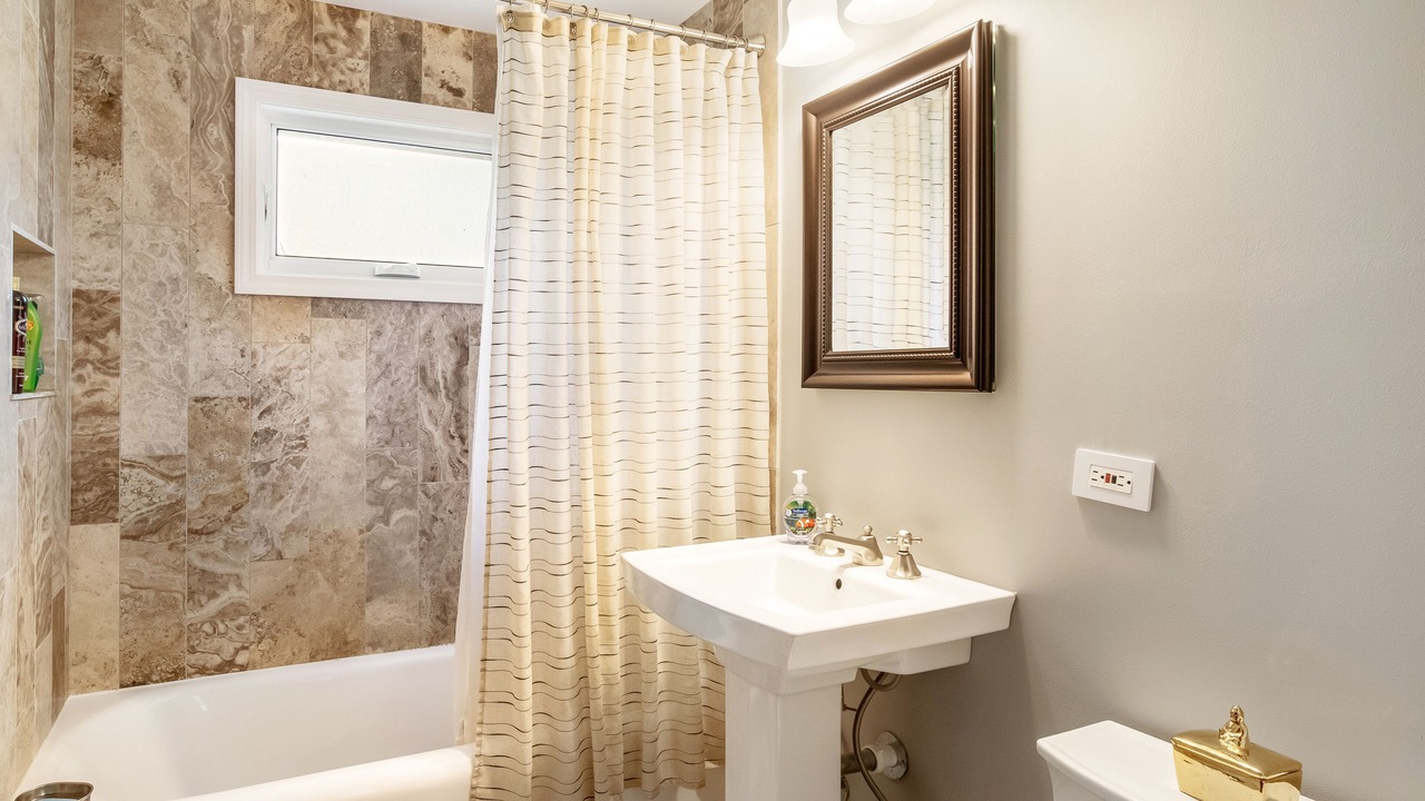 Photo of Bathroom in Mundelein