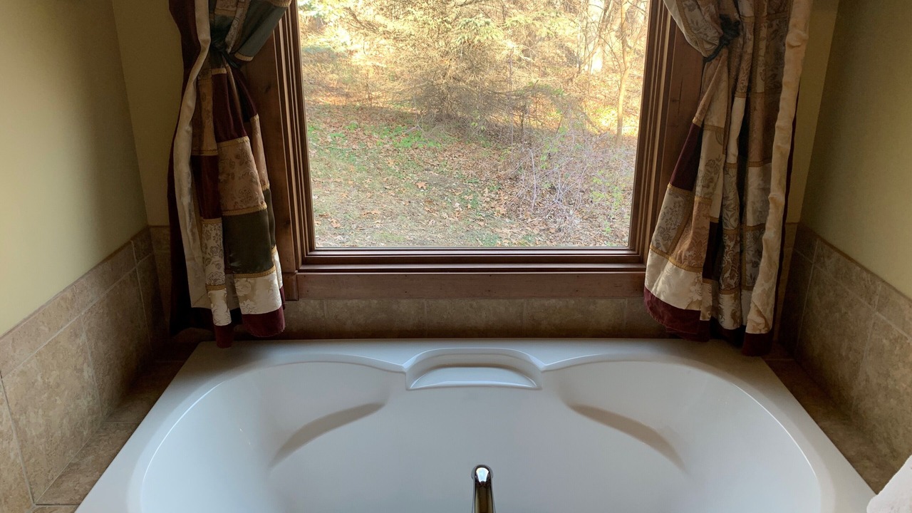 Photo of Bathroom in The Galena Territory