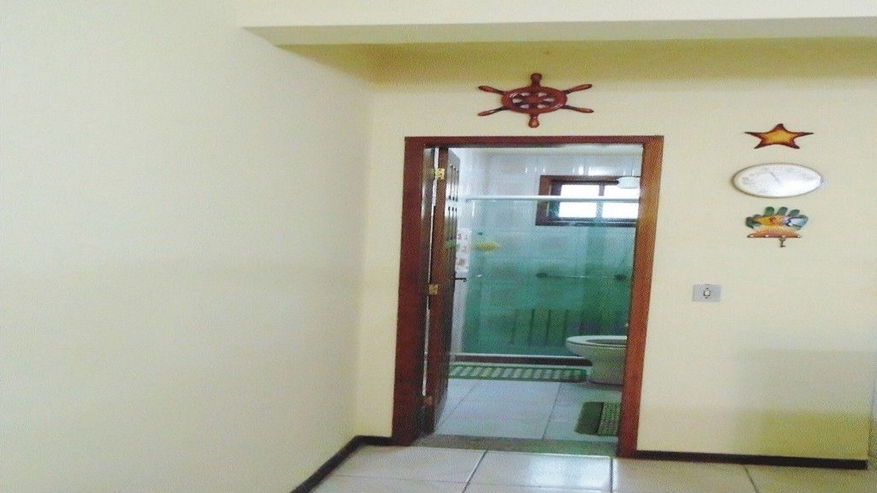 Photo of Bathroom in Praia dos Anjos