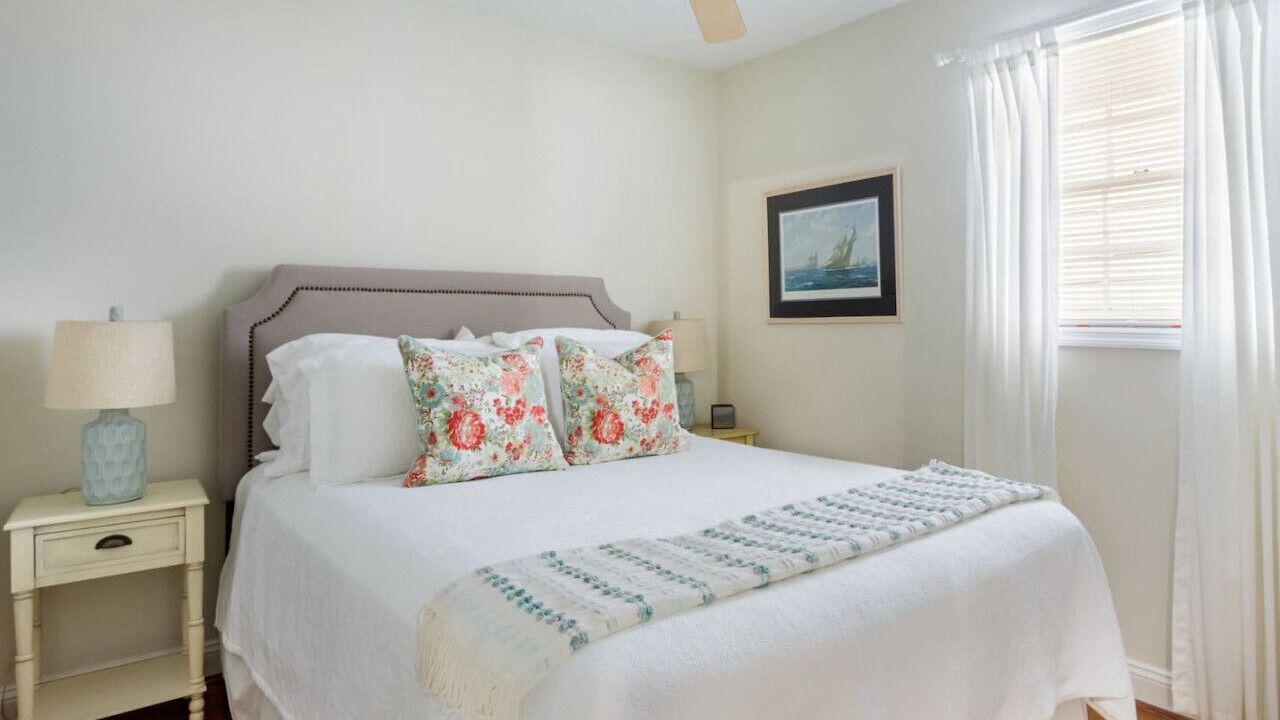 Photo of Bedroom in Downtown Charleston