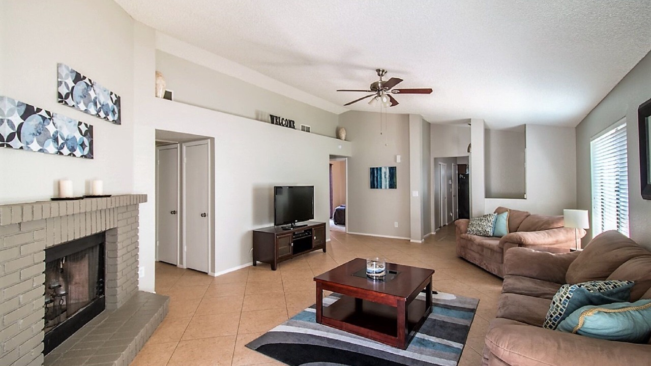 Photo of Livingroom in South Scottsdale