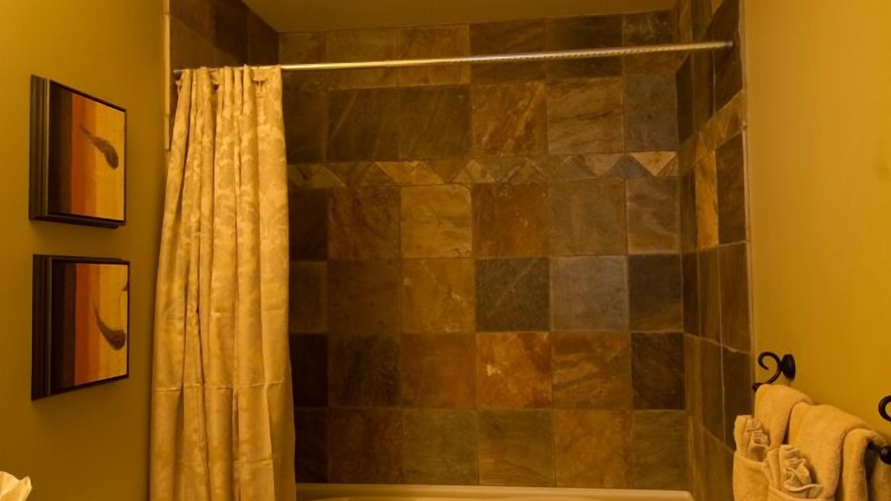 Photo of Bathroom in Big White Ski Resort