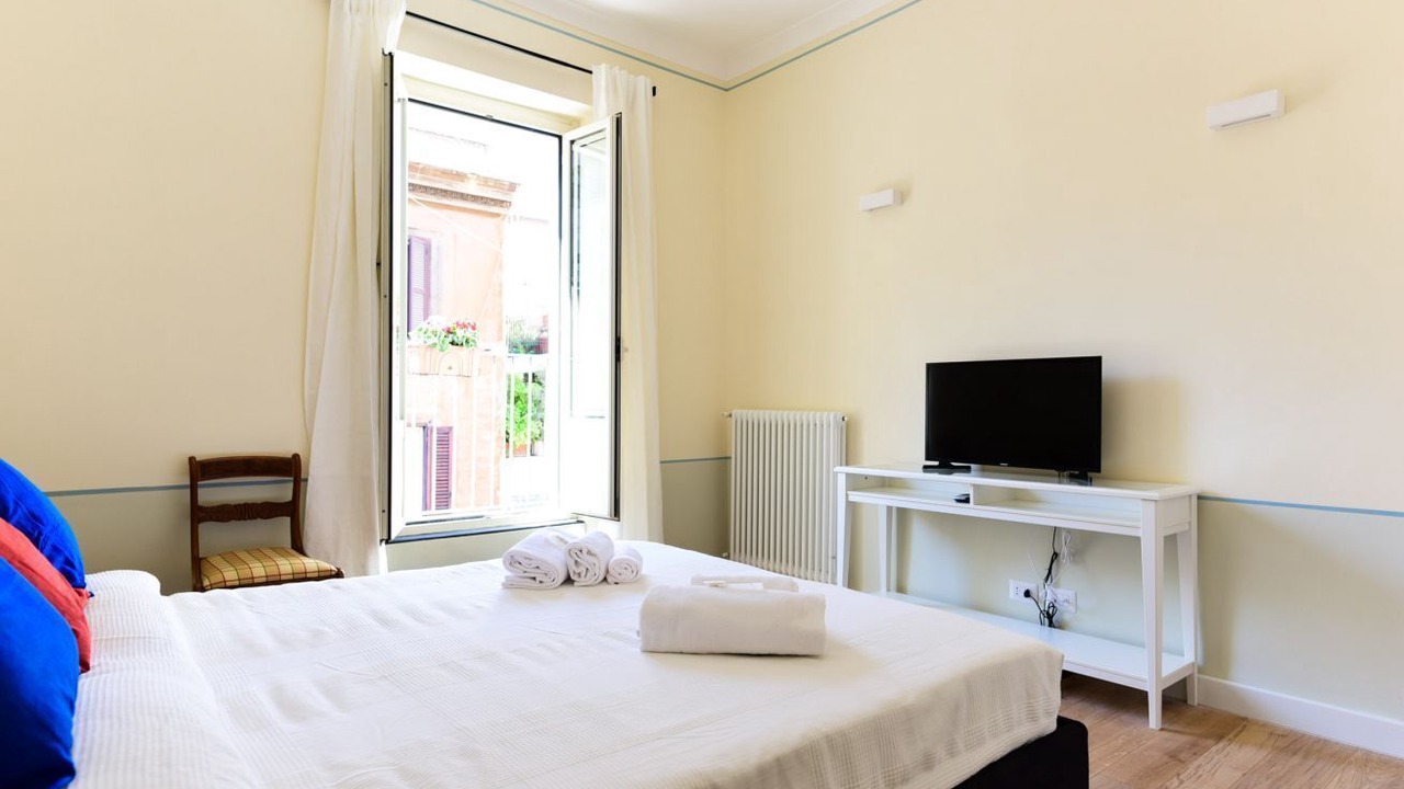 Photo of Bedroom in Monti