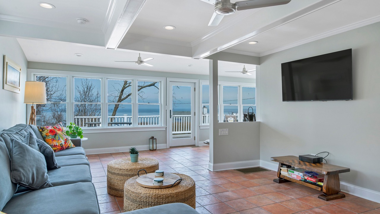 Photo of Livingroom in Northville